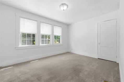 109 Clairtonica Street Crafton Heights PA 15205