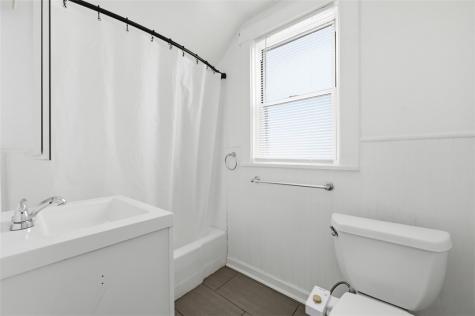 109 Clairtonica Street Crafton Heights PA 15205