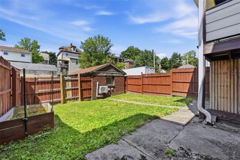 109 Clairtonica Street Crafton Heights PA 15205