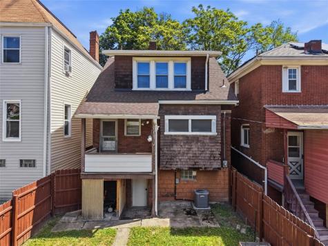 109 Clairtonica Street Crafton Heights PA 15205