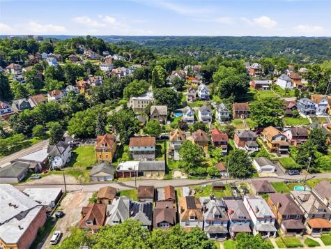 109 Clairtonica Street Crafton Heights PA 15205