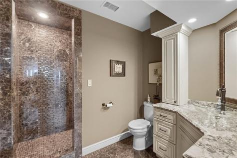 4040 Breckenridge Collier Township PA 15142