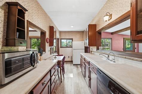 6113 Valencia Road Richland PA 16059