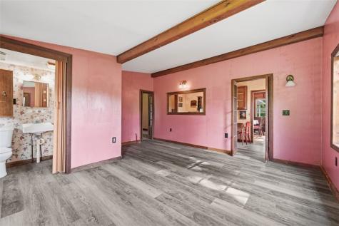 6113 Valencia Road Richland PA 16059