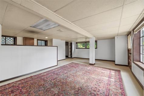 6113 Valencia Road Richland PA 16059