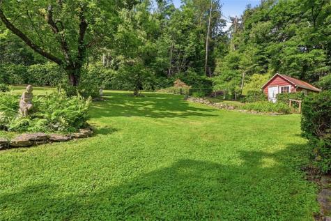 6113 Valencia Road Richland PA 16059