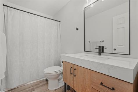 217 Windham Lane Adams Township PA 16046