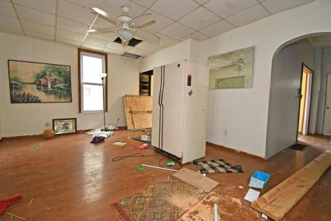 22 E Prospect Avenue Ingram PA 15205