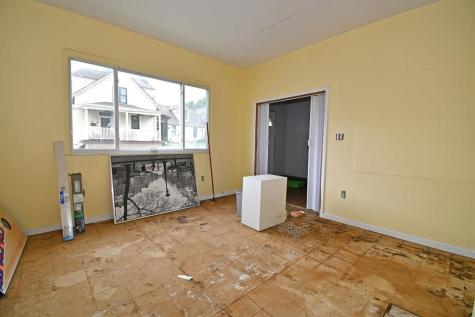 22 E Prospect Avenue Ingram PA 15205