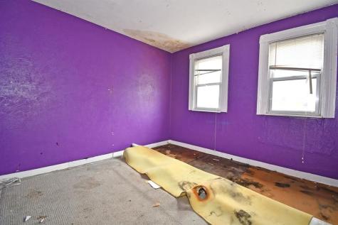22 E Prospect Avenue Ingram PA 15205