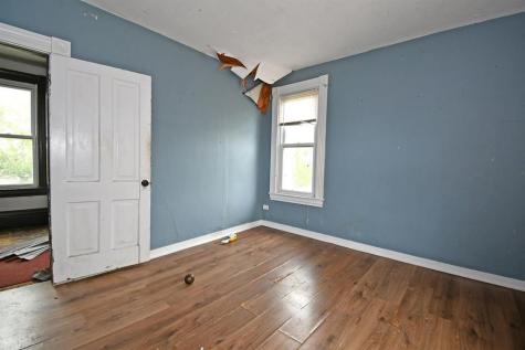 22 E Prospect Avenue Ingram PA 15205