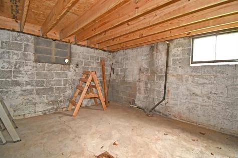 22 E Prospect Avenue Ingram PA 15205