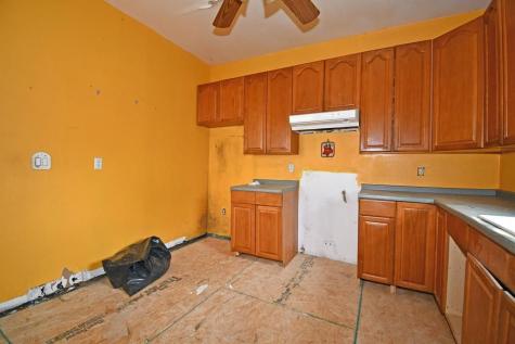 22 E Prospect Avenue Ingram PA 15205