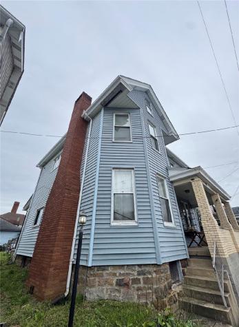415 Saint Clair Street Latrobe PA 15650