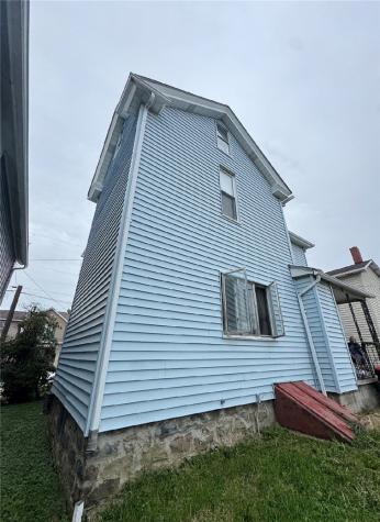 415 Saint Clair Street Latrobe PA 15650