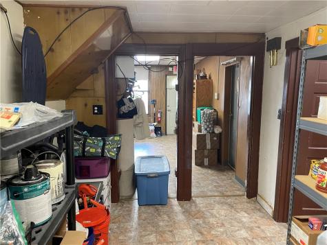 3884 East Street Observatory Hill PA 15214