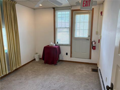 3884 East Street Observatory Hill PA 15214