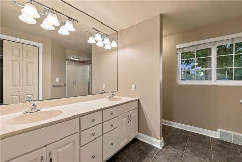 447 Old Clairton Road Pleasant Hills PA 15236