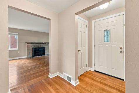 447 Old Clairton Road Pleasant Hills PA 15236