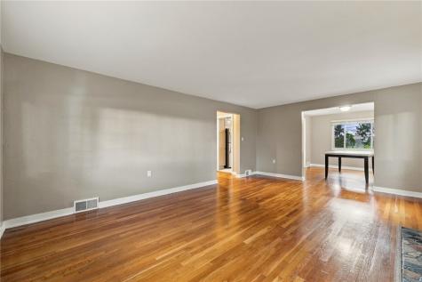 447 Old Clairton Road Pleasant Hills PA 15236