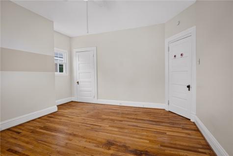 838 Taylor Avenue Avalon PA 15202