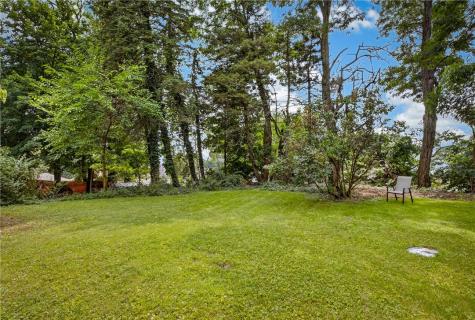 838 Taylor Avenue Avalon PA 15202