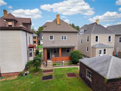 838 Taylor Avenue Avalon PA 15202