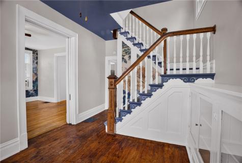 838 Taylor Avenue Avalon PA 15202