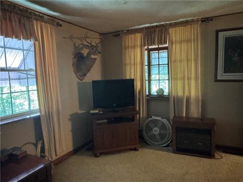 20 Deambroggi Road Fallowfield Township PA 15022