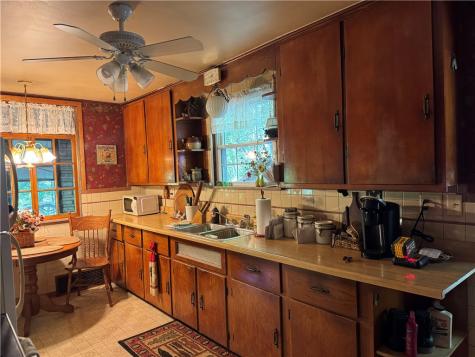 20 Deambroggi Road Fallowfield Township PA 15022
