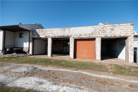 100 Reifert Street Bon Air PA 15210