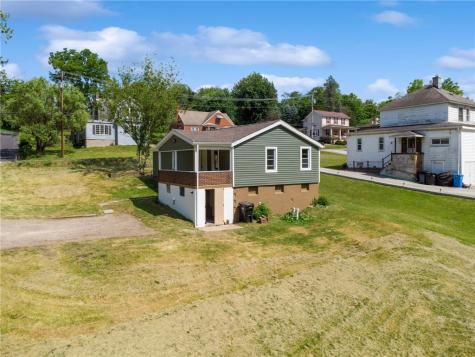 690 Brownstown Road Irwin PA 15647
