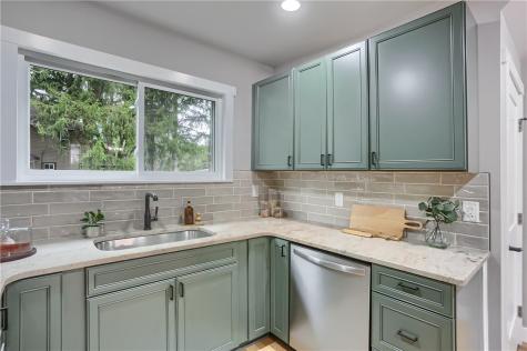 320 Morrison Avenue Perry Township PA 16117