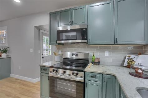 320 Morrison Avenue Perry Township PA 16117