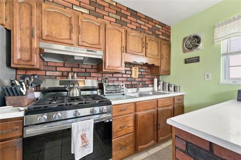 109 Dunbar Drive Wilkins Township PA 15235