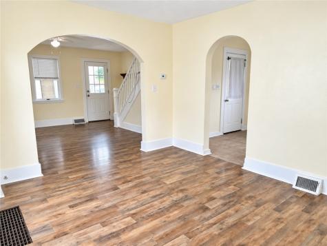 1413 Robbins Avenue North Apollo PA 15673