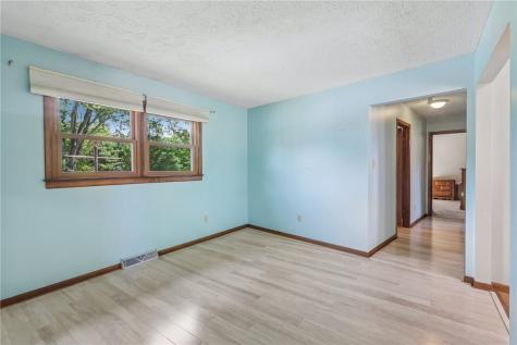 127 Lakeview Street North Beaver Township PA 16112