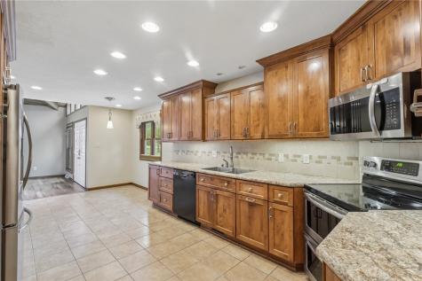 127 Lakeview Street North Beaver Township PA 16112