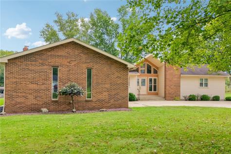127 Lakeview Street North Beaver Township PA 16112