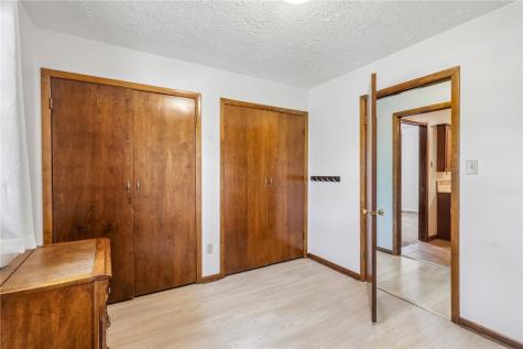 127 Lakeview Street North Beaver Township PA 16112