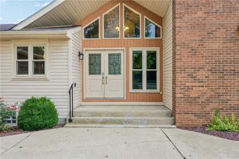 127 Lakeview Street North Beaver Township PA 16112