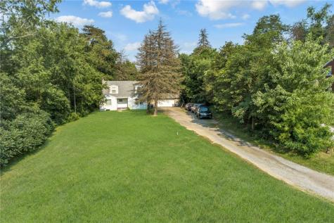 3276 Brodhead Road Center Township PA 15001