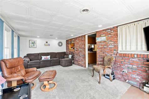 519 Manor Harrison City Road Manor PA 15636