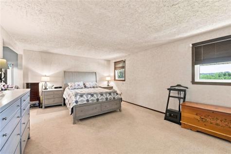 519 Manor Harrison City Road Manor PA 15636