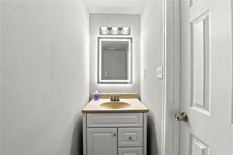 519 Manor Harrison City Road Manor PA 15636