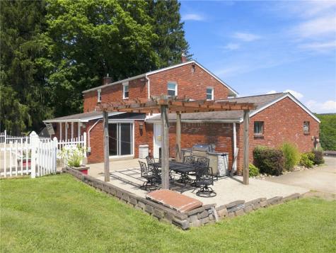 519 Manor Harrison City Road Manor PA 15636