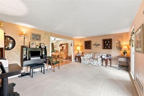 519 Manor Harrison City Road Manor PA 15636