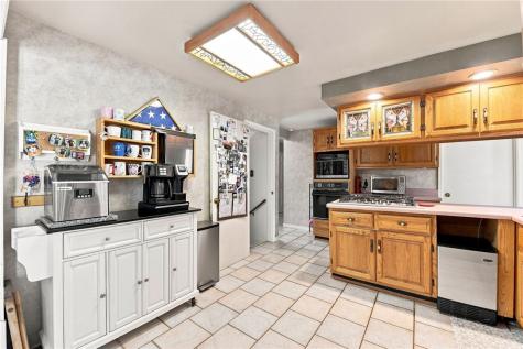 519 Manor Harrison City Road Manor PA 15636