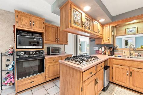 519 Manor Harrison City Road Manor PA 15636