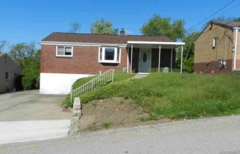 422 Conniston Avenue Bon Air PA 15210